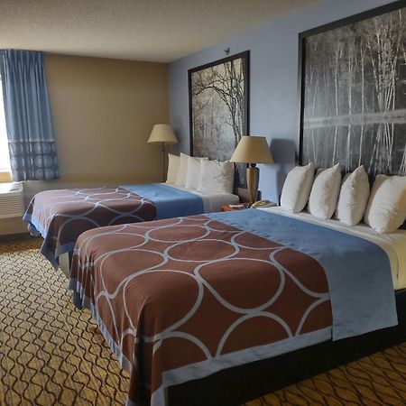 Super 8 By Wyndham Adrian Hotel Exterior photo
